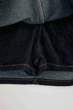 Koyu Mavi Bel Detayl? %100 Pamuk Denim Sort Etek TWOSS26SR00001 - Trendyolmilla фото 2