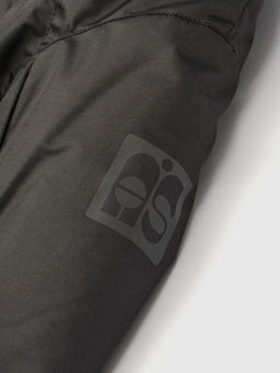 КУРТКА ТАУТ