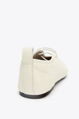 LEATHER TOPSTITCHED BALLERINAS - Zara фото 6