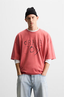 T-SHIRT WITH CONTRAST PATCH - Zara фото 2