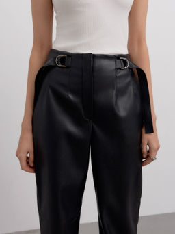 CONTE Брюки из экокожи с патами на талии LBK 2854 black - Conte elegant фото 2