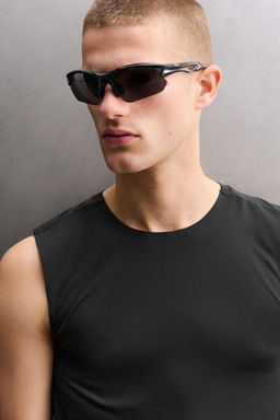 CAMISETA TANK PRIMERA CAPA / Negro - Zara фото 6