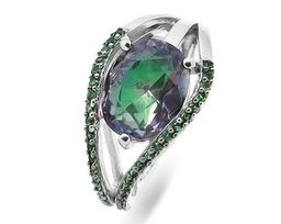 Кольцо из серебра мистик кварц, наноизумруд, Дени