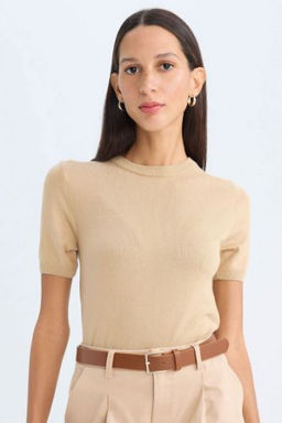 Fitted Yumusak Dokulu Bisiklet Yaka K?sa Kollu Triko Kazak