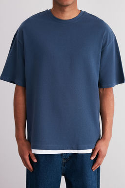 Indigo Oversize Parca Detayl? Dokulu %100 Pamuklu T-Shirt TMNSS24TS00063
