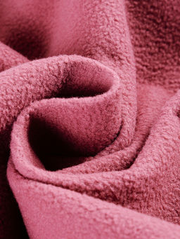 Ветровка спортивная женская с капюшоном softshell розового цвета 9566R - Mtforce фото 9