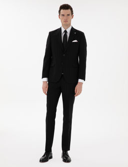 Siyah Slim Fit _izgili Y_n Tak_m Elbise