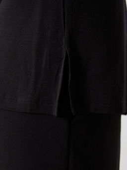 Bisiklet Yaka ?i?ekli Kad?n Ti??rt