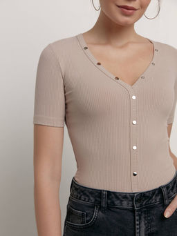 CONTE LD 2065 Джемпер в рубчик с планкой на кнопках cappuccino cappuccino