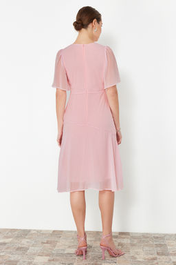 Pudra Etegi Volanl? A Kesim Sifon Midi Astarl? Dokuma Elbise TWOSS22EL00733