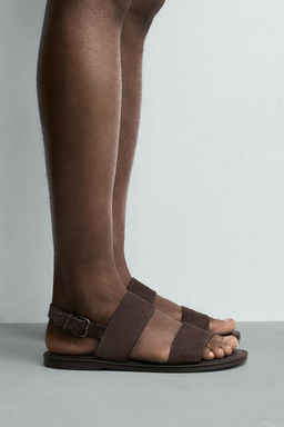 SANDALIA TIRAS PIEL / Marr?n