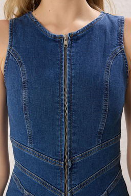 Trendyolmilla Koyu Mavi Dikis Detayl? Fermuarl? Denim Tulum TWOSS25TU00032  фото 3