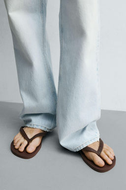 SANDALIA HAVAIANAS ® x ZARA / Marr?n фото 3