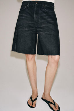 BERMUDA DENIM RELAXED TIRO MEDIO ZW COLLECTION / Negro - Zara фото 2