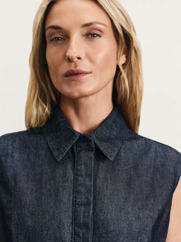 Джинсовая рубашка без рукавов / Zarina  фото 7