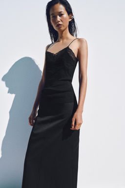 TOP RIB ENCAJE / Negro
