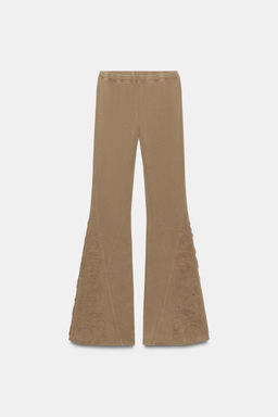 PANTAL?N FLARE EFECTO LAVADO TACHAS / Tostado - Zara фото 5