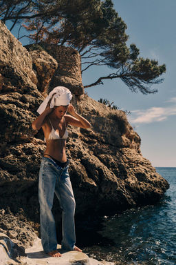 TRF STRAIGHT HIGH-WAIST JEANS