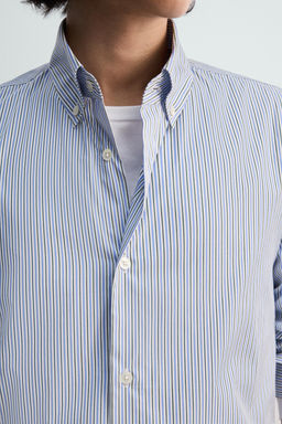 CAMISA RELAXED FIT RAYAS LIMITED EDITION / Celeste lavado - Zara фото 5