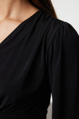 Trendyolmilla Murdum Kruvaze Buzgu/Drape Detayl? Uzun Kollu Esnek Orme Bluz TWOAW25BZ00021  фото 4