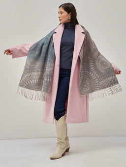 В составе шерсть ! теплый двусторонний палантин