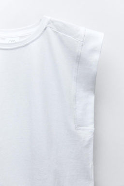 PLAIN T-SHIRT WITH TAB - Zara фото 3