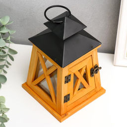 Деревянный подсвечник на 1 свечу «Фонарь трапеция», коричневый, жёлтый, 20.5×12.5×12.5 см