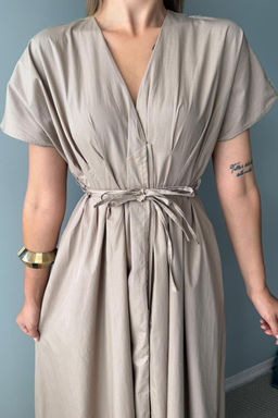 Haki Belden Baglama Detayl? Midi Poplin Dokuma Elbise TWOSS25EL00925 - Trendyolmilla фото 6