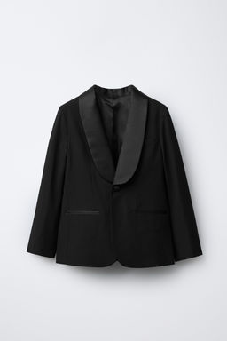 DINNER JACKET