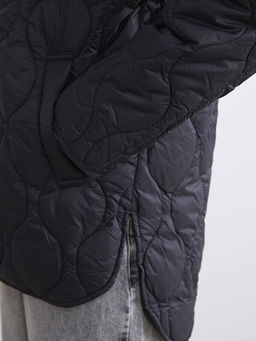 Kap??onlu Kapitone Oversize Kad?n ?i?me Mont