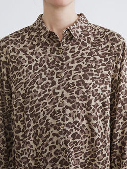 Leopar Desenli Kad?n G?mlek