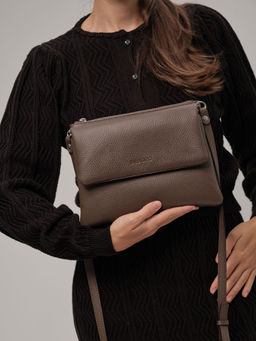 Сумка кожаная на плечо Deboro 31069 коричневый торф