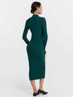Изумрудное платье миди с длинными рукавами в рубчик