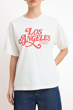 Ekru Slogan Oversize/Genis Kal?p Dusuk Kol K?sa Kollu Tok %100 Pamuk Orme T-Shirt TWOSS26TS00128 - Trendyolmilla фото 3