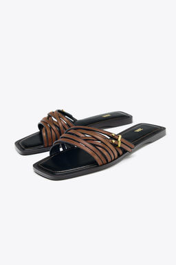 LEATHER STRAPPY SLIDERS WITH BUCKLE - Zara фото 2
