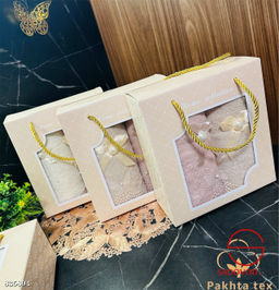 Полотенце для рук и лица в коробке