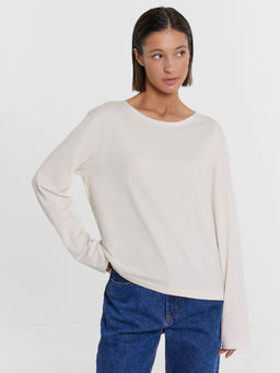 Джемпер женский в бело-бежевом цвете белый песок 122768 - Mark formelle фото 2