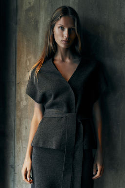 KNIT WAISTCOAT WITH BELT - Zara фото 16