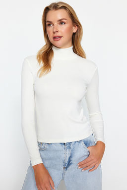 Ekru Premium Yumusak Kumasl? Bal?kc? Yaka Fitted/Vucuda Oturan Esnek Orme Bluz TWOAW24BZ00119