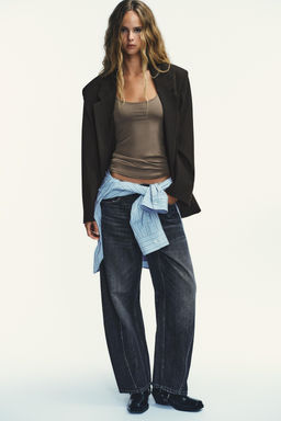 OVERSIZE PINSTRIPE BLAZER