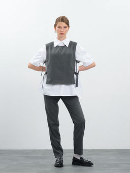 Серые зауженные брюки virele