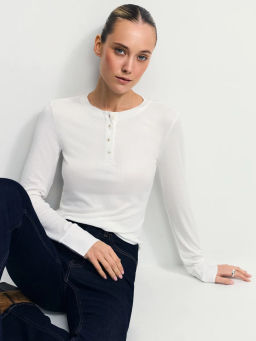 Лонгслив в рубчик из вискозы / Zarina