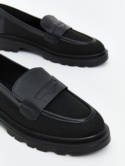 Deri G?r?n?ml? Kad?n Loafer