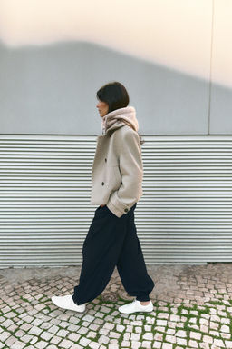 SHORT COAT WITH HIGH COLLAR - Zara фото 2