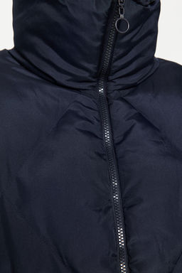 TRENDYOLMILLA Siyah Oversize Su Itici Sisme Kapitone Mont TWOAW24MO00146 фото 20