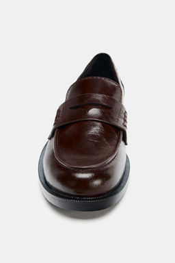 PATENT EFFECT PENNY LOAFERS - Zara фото 10