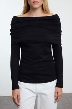 TRENDYOLMILLA Ekru Premium Iplik/Ozel Iplik Carmen Yaka Triko Kazak TWOAW25KZ00157