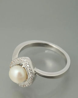 Pearls Melody. Кольцо ромбовидной формы с белой жемчужиной