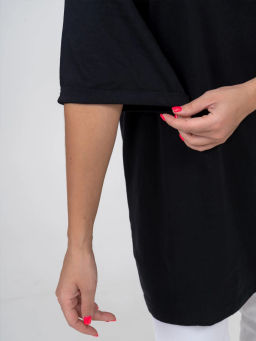 Футболка женская, цвет черный