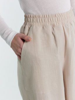 Брюки женские бежевые из коллекции "Premium Linen" св.бежевый 182507